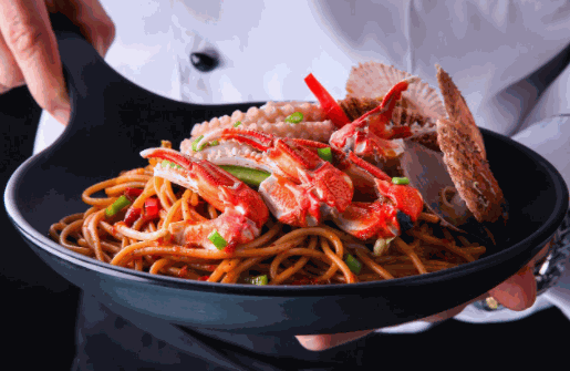 面小蟹海鲜焖面